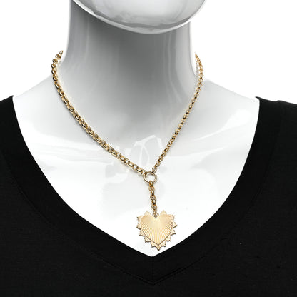 Foundrae 18K Yellow Gold Heart Token Love Medallion Heavy Belcher Chain Necklace 2 of 4