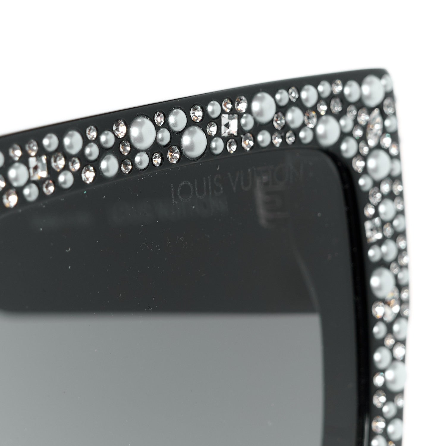 Louis Vuitton Acetate LV Clash Pearls & Strass Sunglasses Z2396W Black 7 of 8