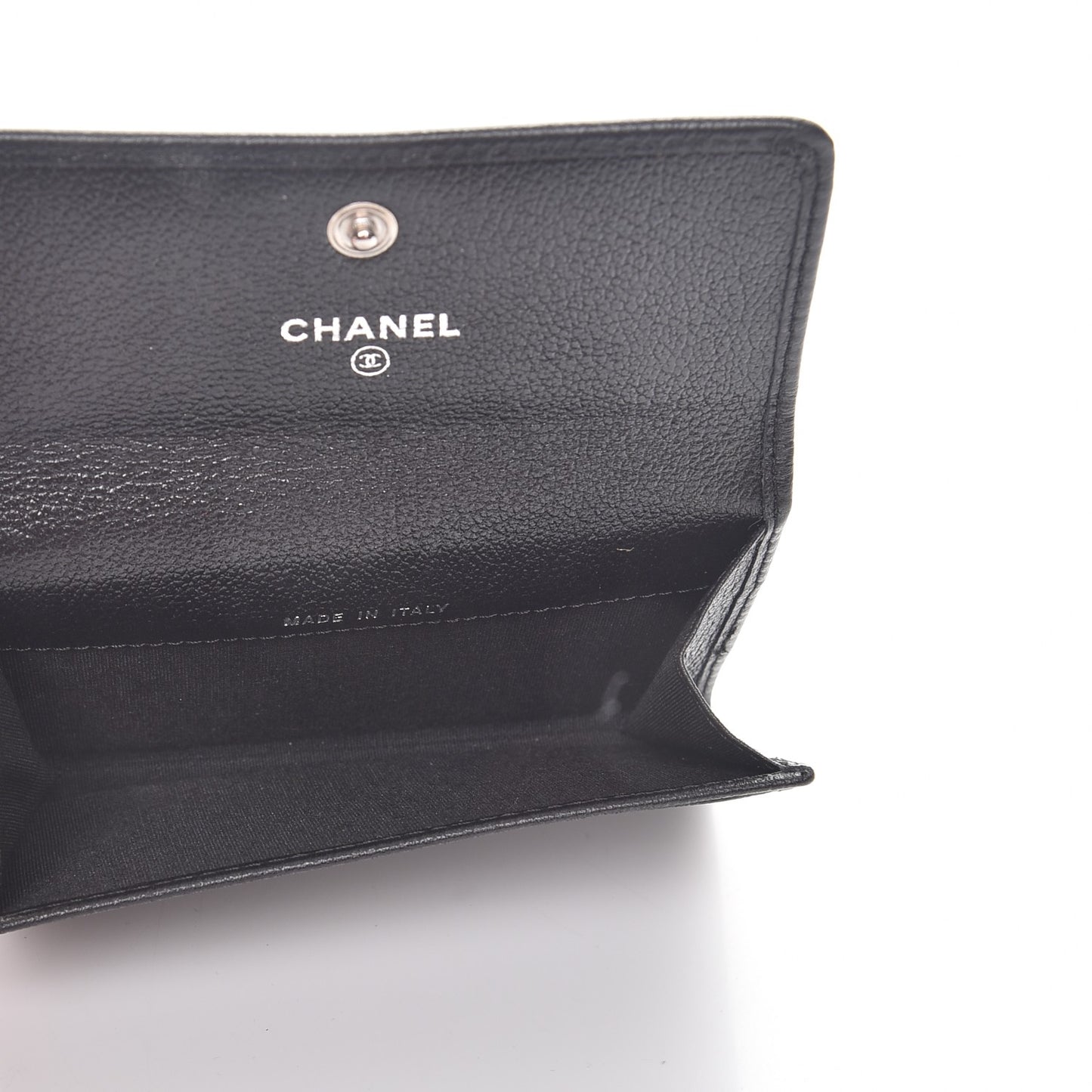 Goatskin Embossed Camellia Flap Card Holder Black