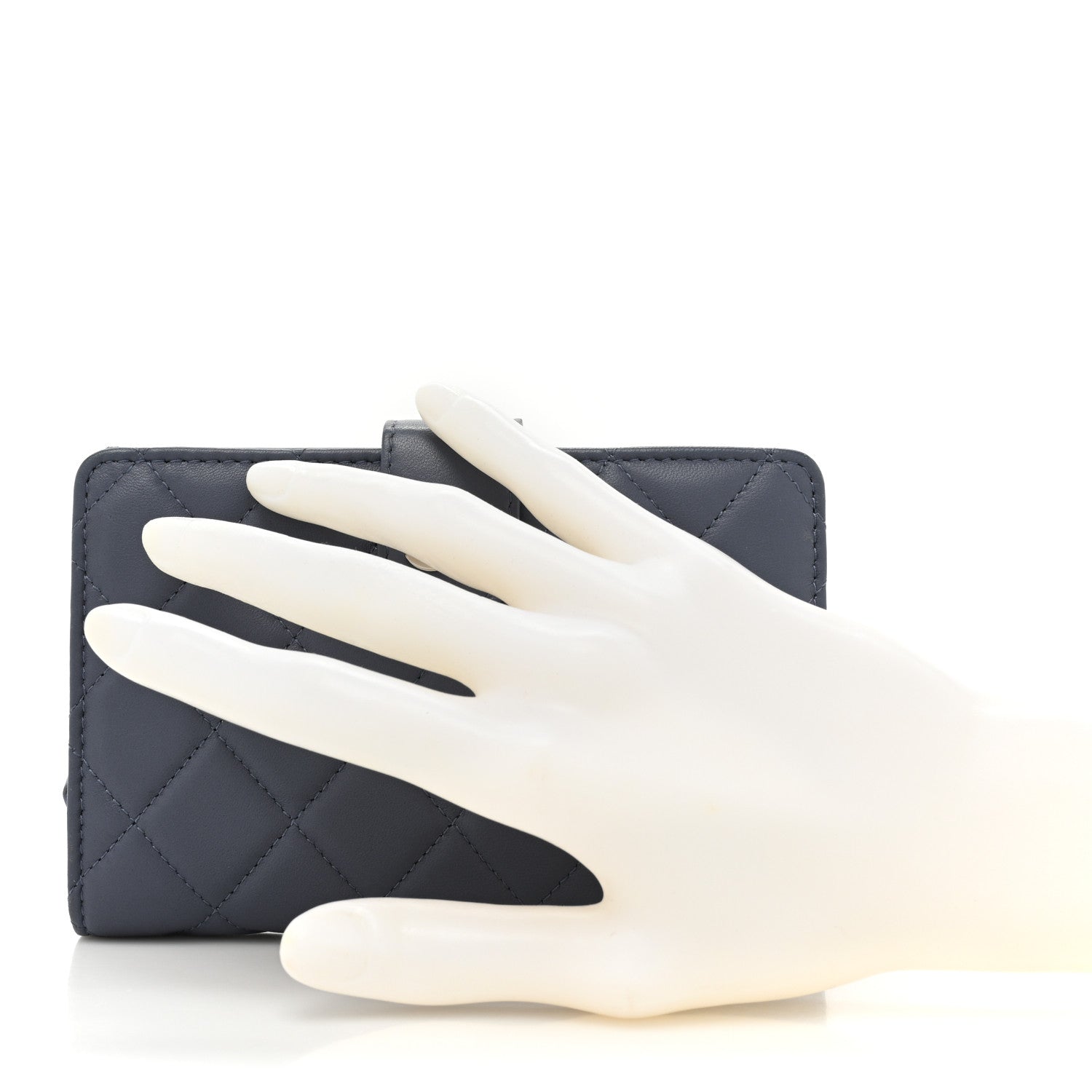 Chanel Lambskin Quilted Zipped Pocket Wallet Lavander 2 of 17
