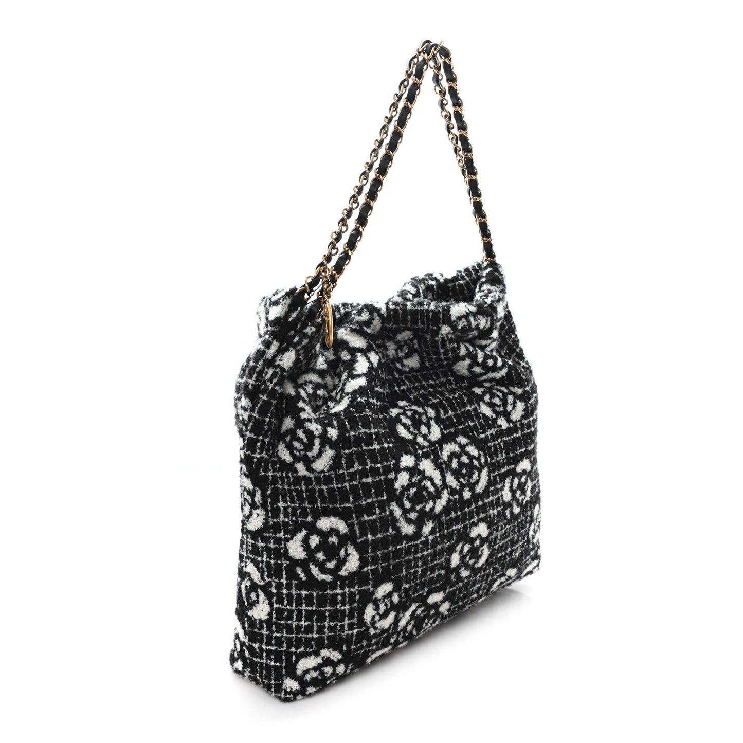 Cashmere Quilted Camellia Chanel 22 Black White