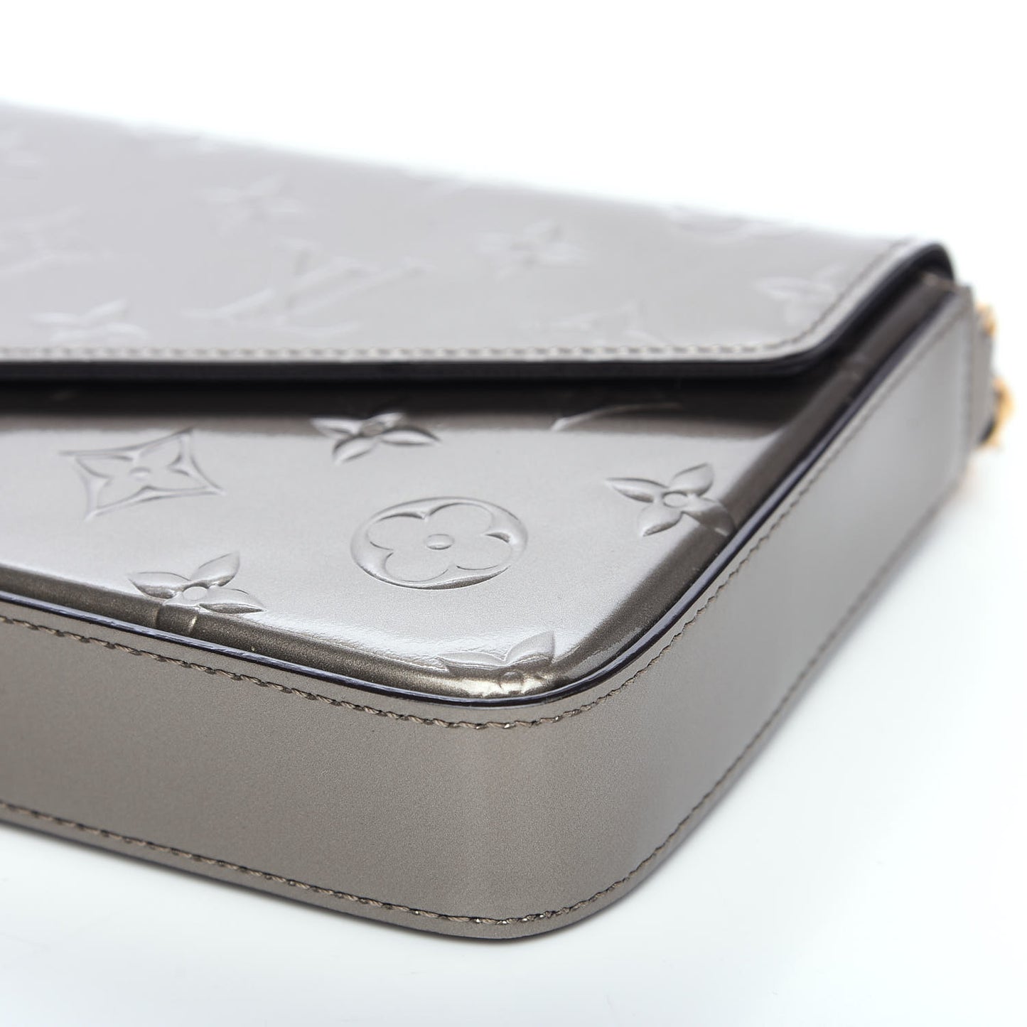 Vernis Felicie Pochette Chain Wallet Champagne Metallise