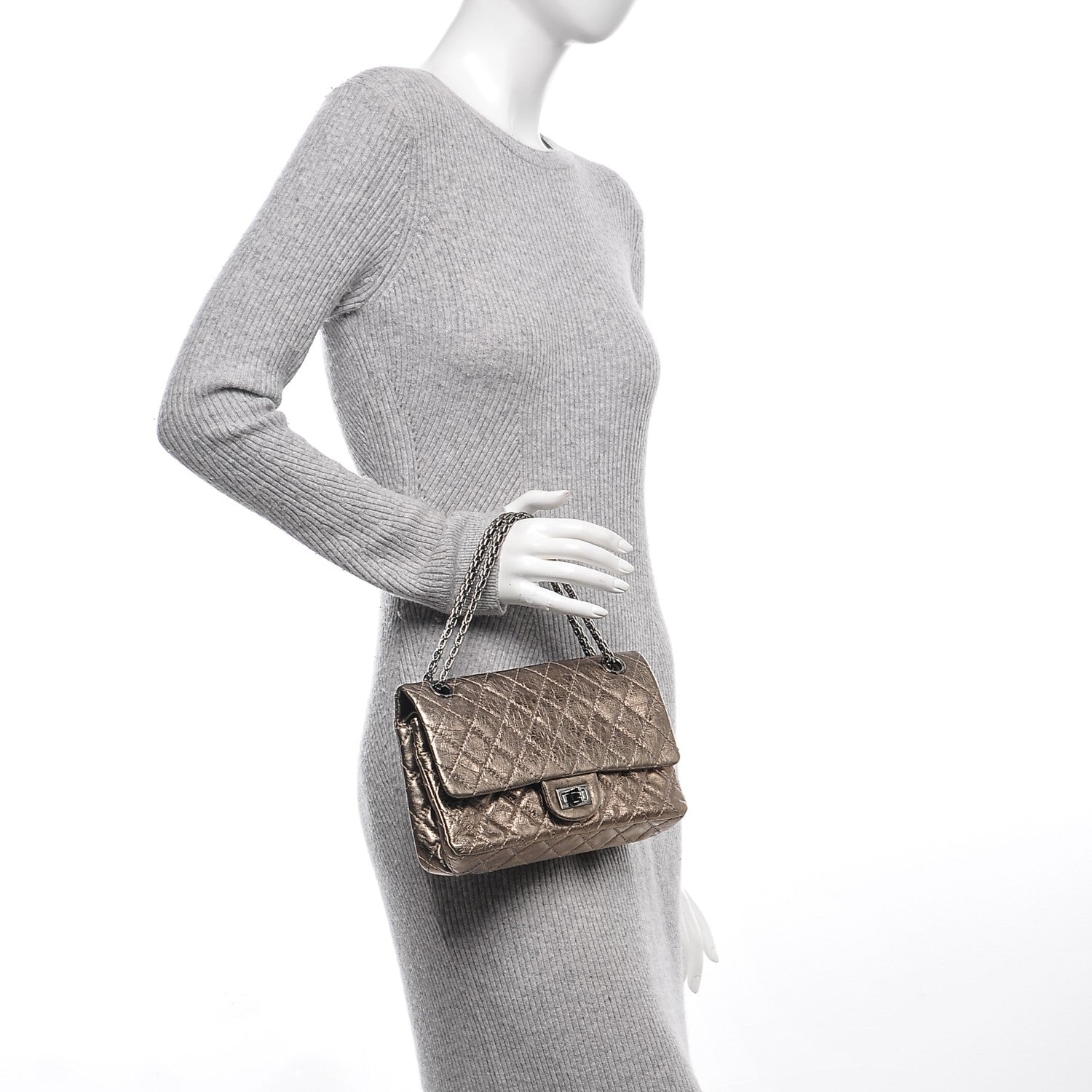 Chanel Metallic Aged Calfskin 2.55 Reissue 225 Flap Dark Silver 2 of 7