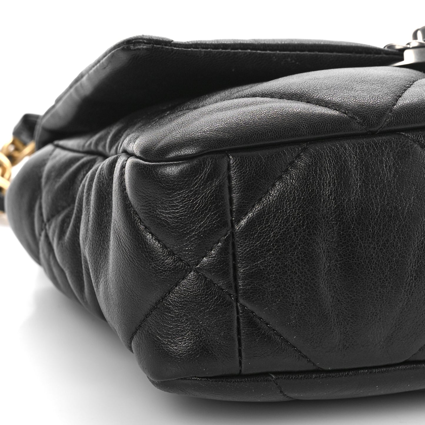 Goatskin Quilted Medium Chanel 19 Flap Black