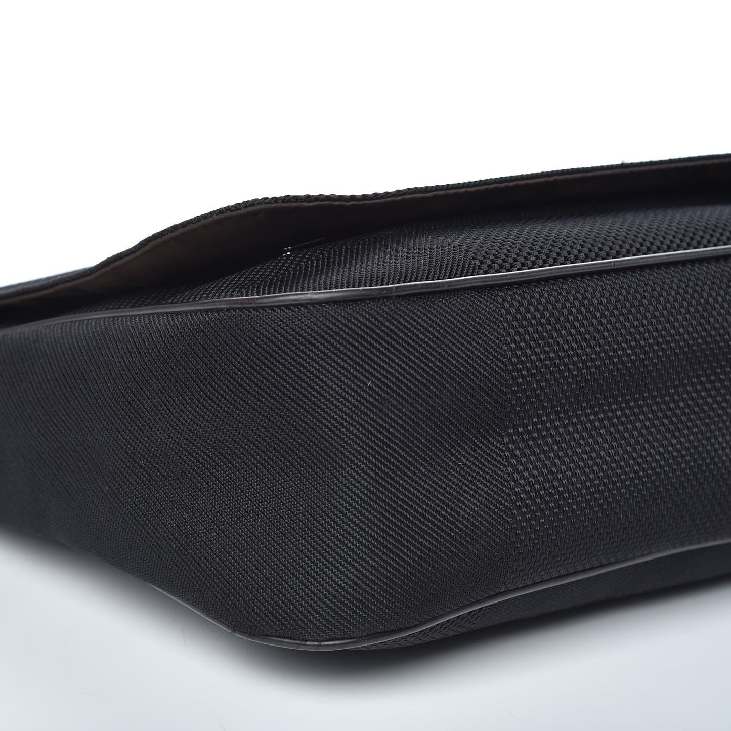Damier Geant Petit Messenger Bag Black