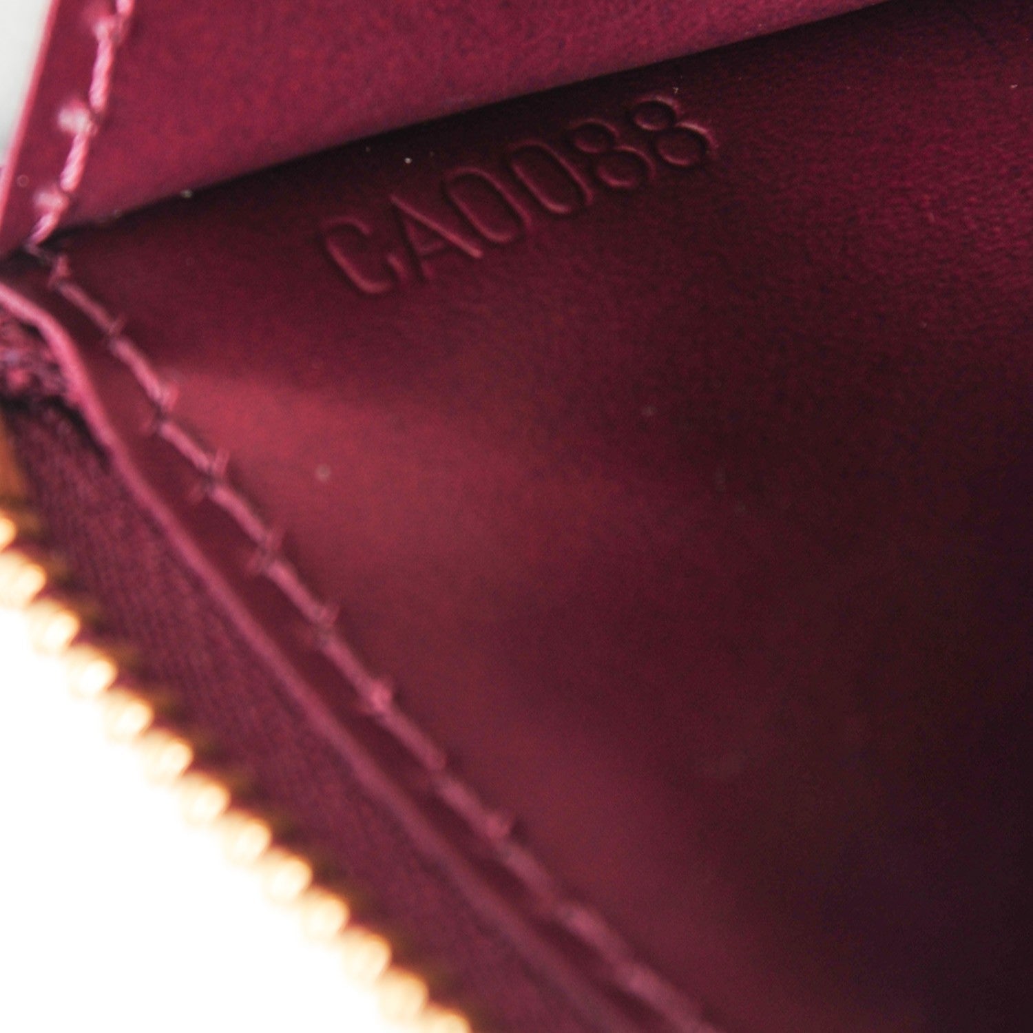 Louis Vuitton Vernis Key Pouch Violet 7 of 7