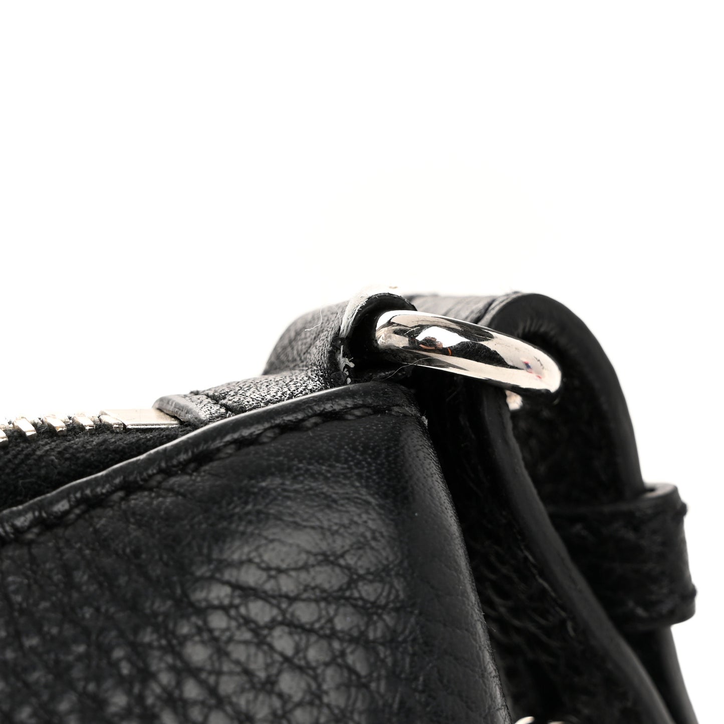 Vitello Daino Soft Zippered Shoulder Bag Black