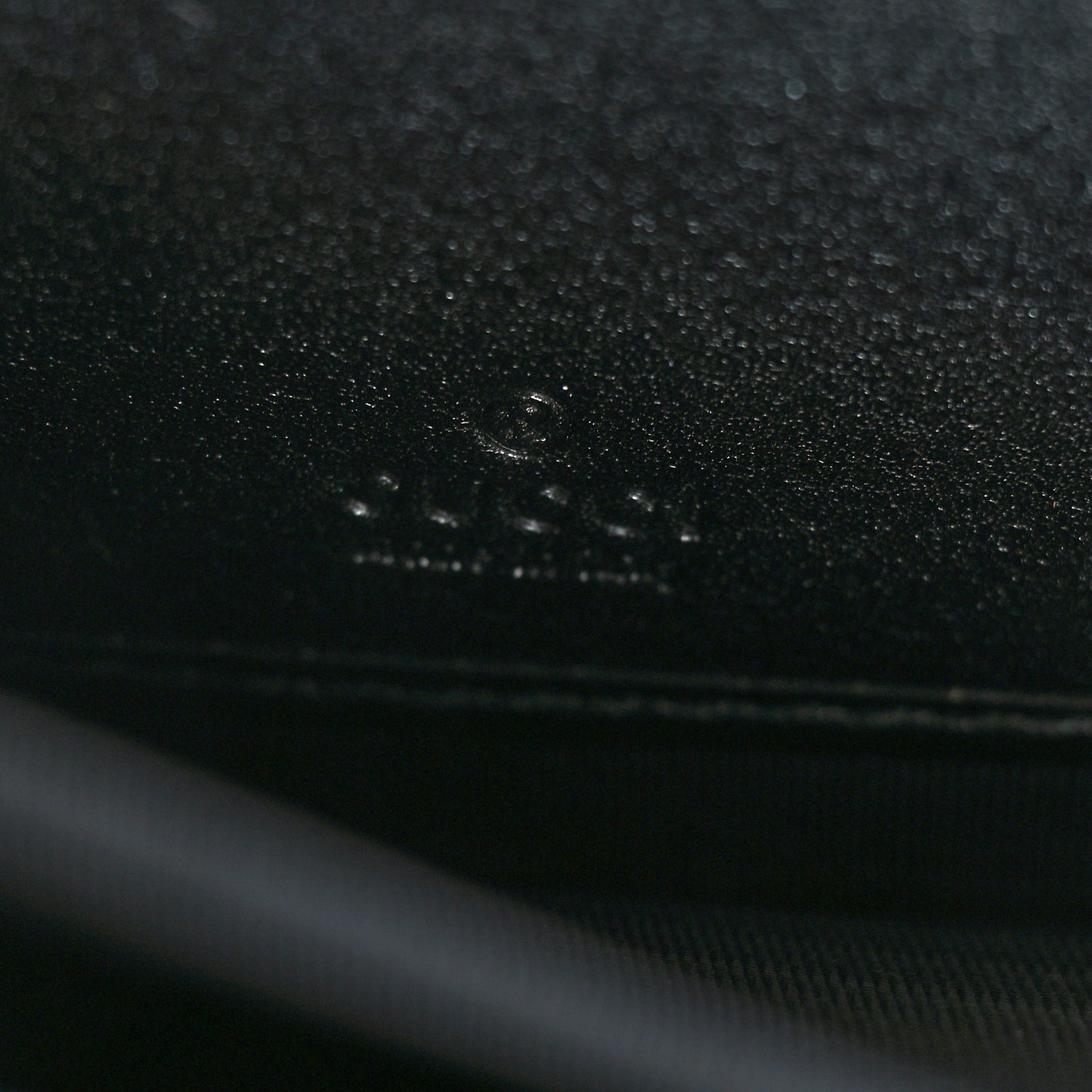 Calfskin Matelasse GG Marmont Zip Around Wallet Black