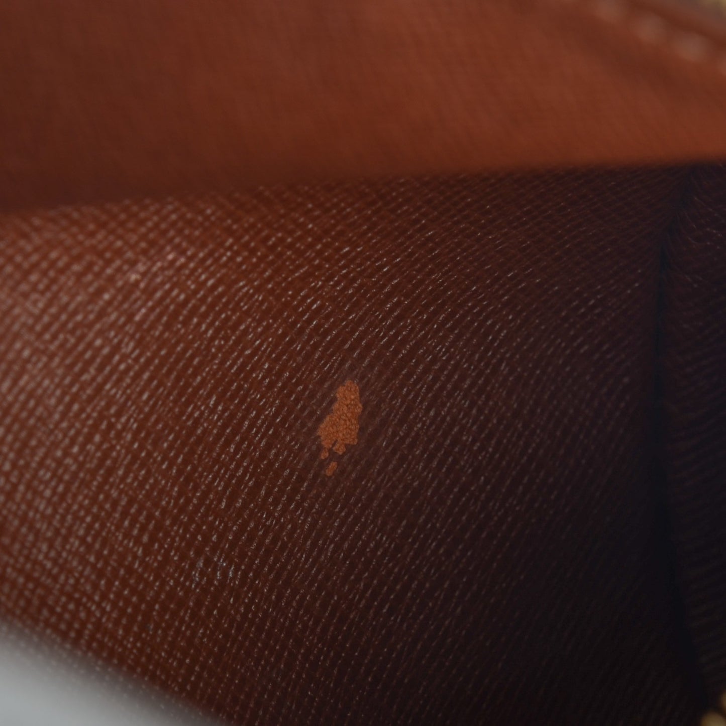 Monogram Papillon 26
