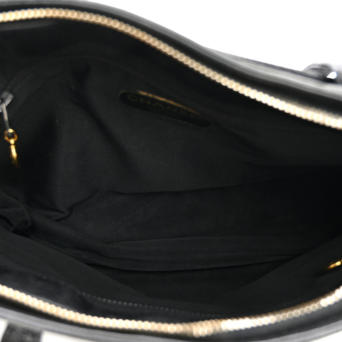 Caviar Embroidered Logo Shoulder Bag Black