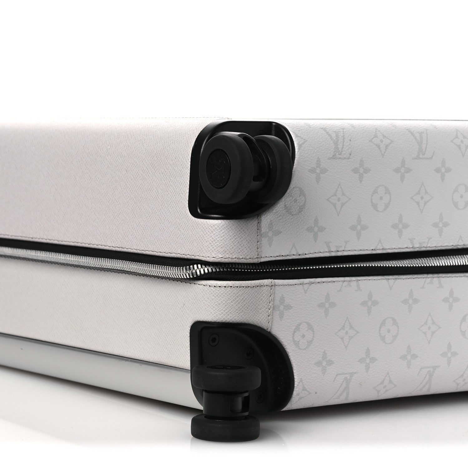 Louis Vuitton Taigarama Horizon 55 Optic White 7 of 11