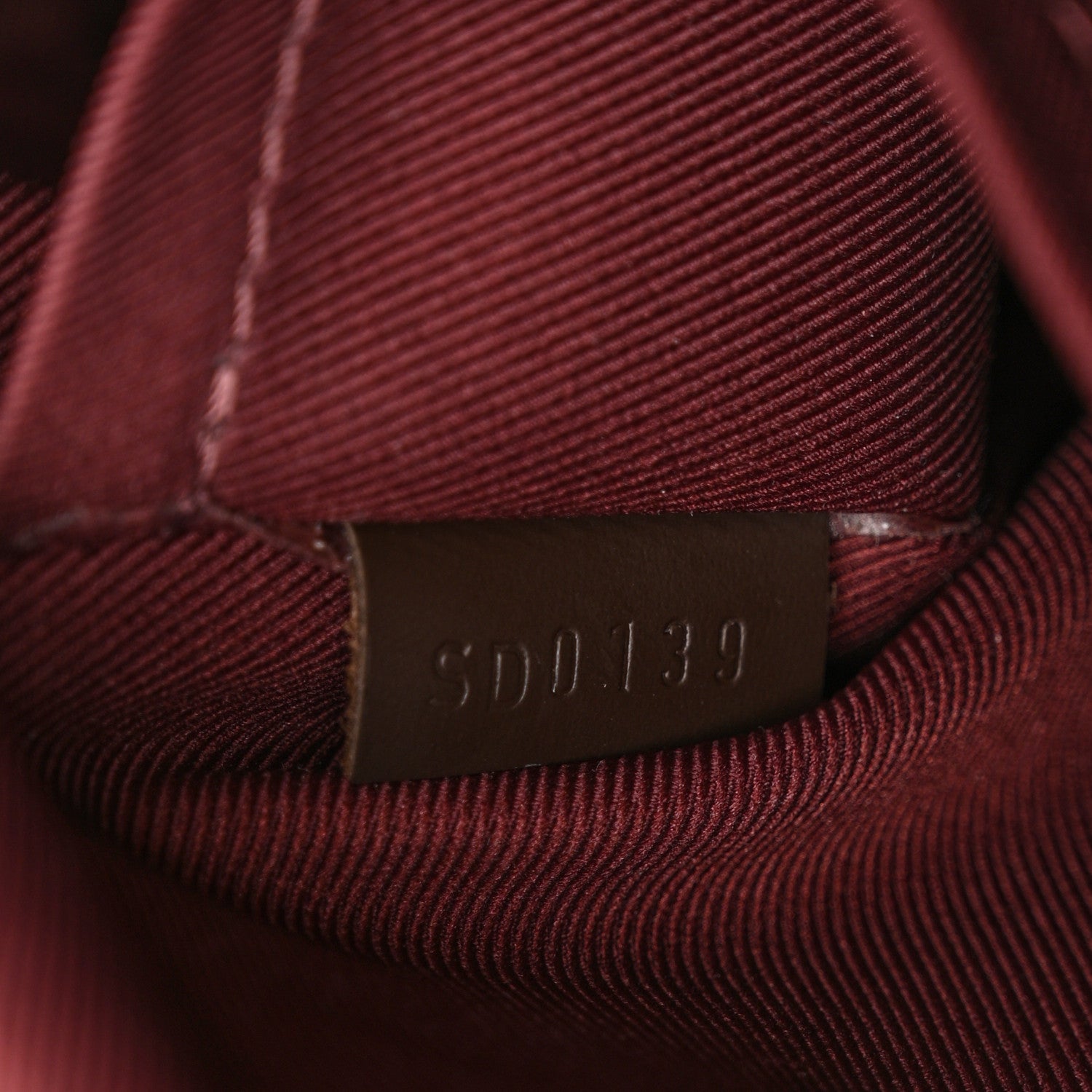 Louis Vuitton Damier Ebene Lymington 7 of 11