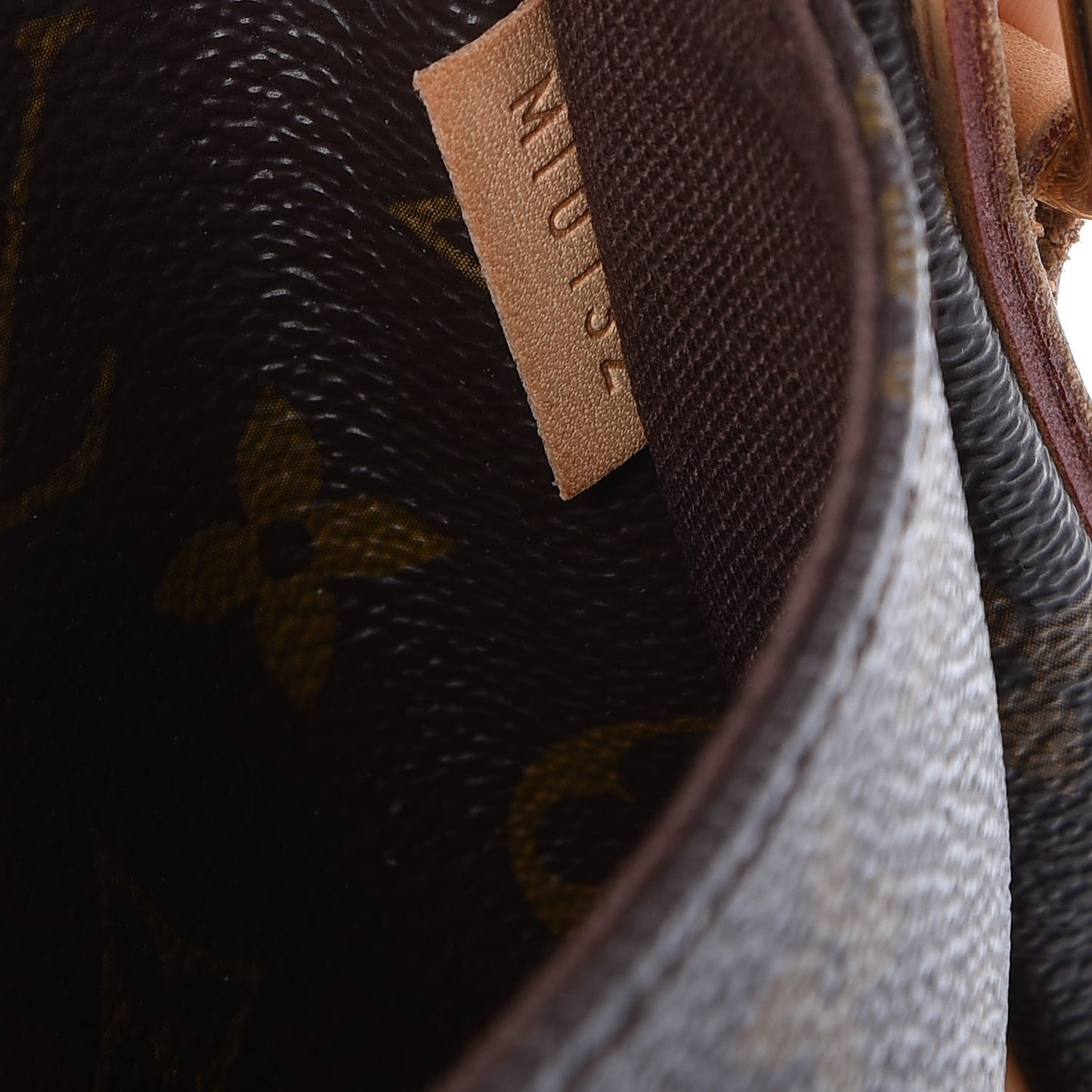 Monogram Menilmontant MM
