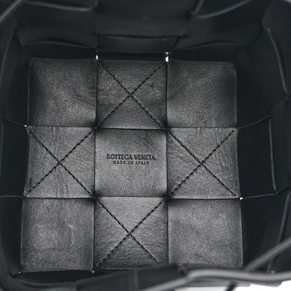 Bottega Veneta Nappa Maxi Intrecciato Cassette Bucket Bag Black 5 of 11