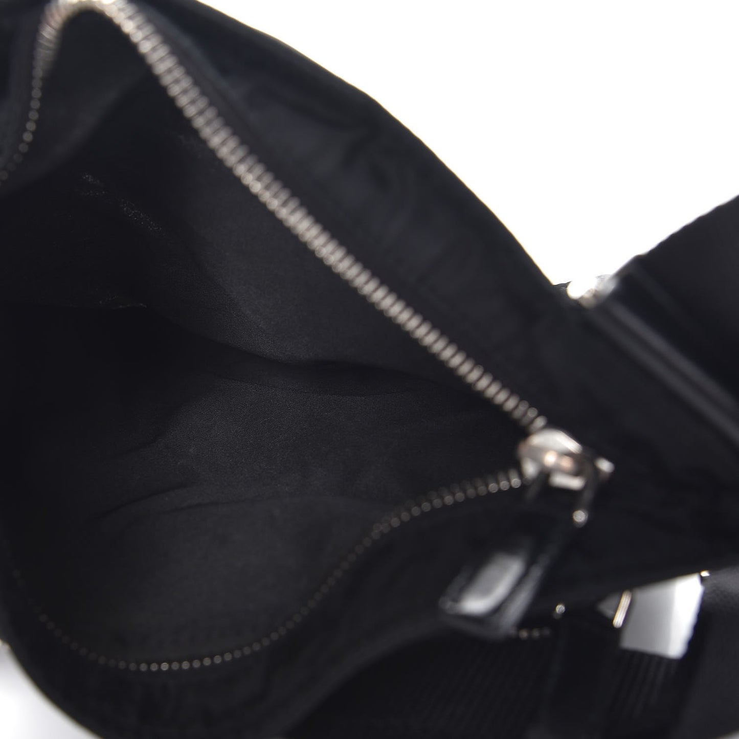 Nylon Flat Messenger Bag Black