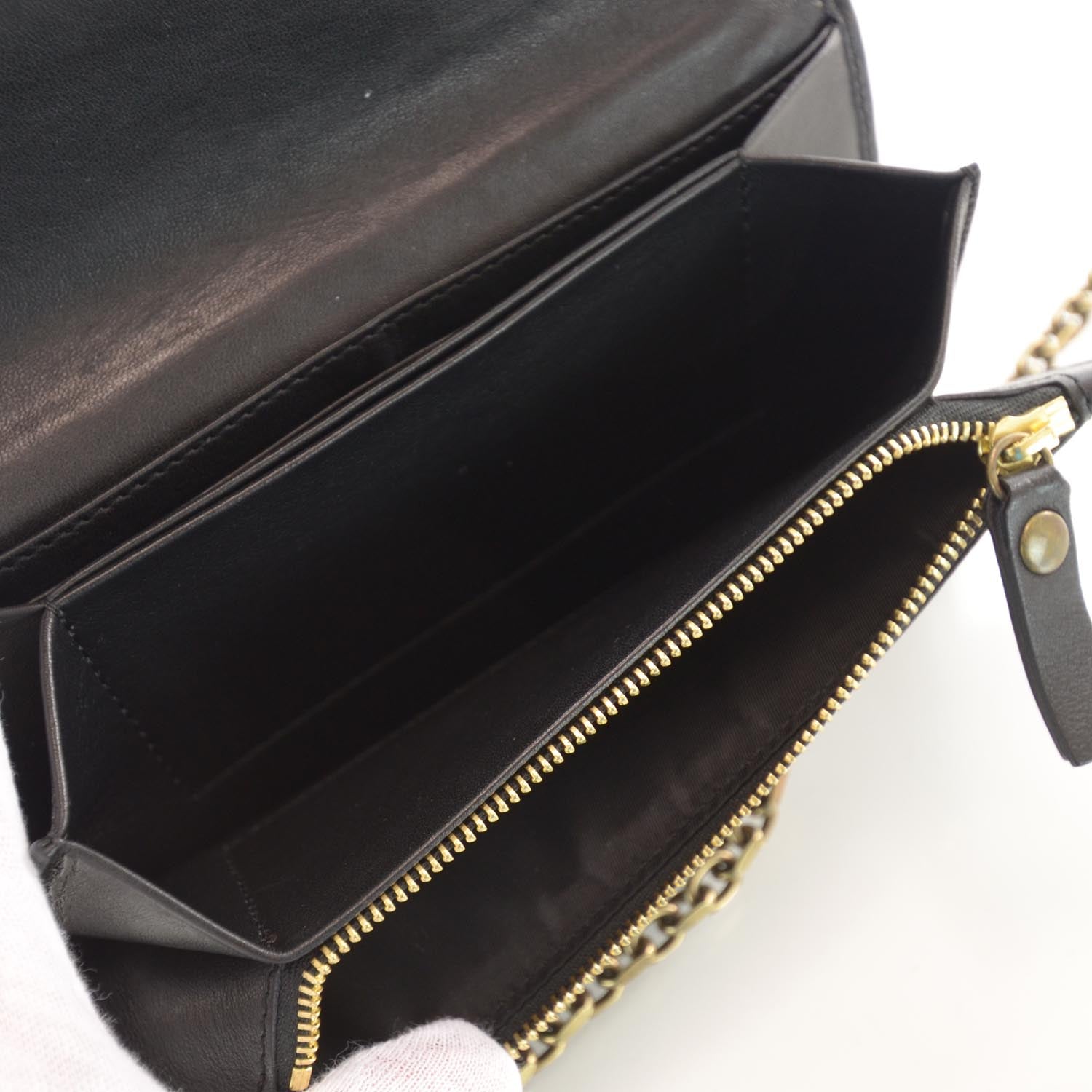 Burberry Leather Mens Chain Wallet 7 of 7