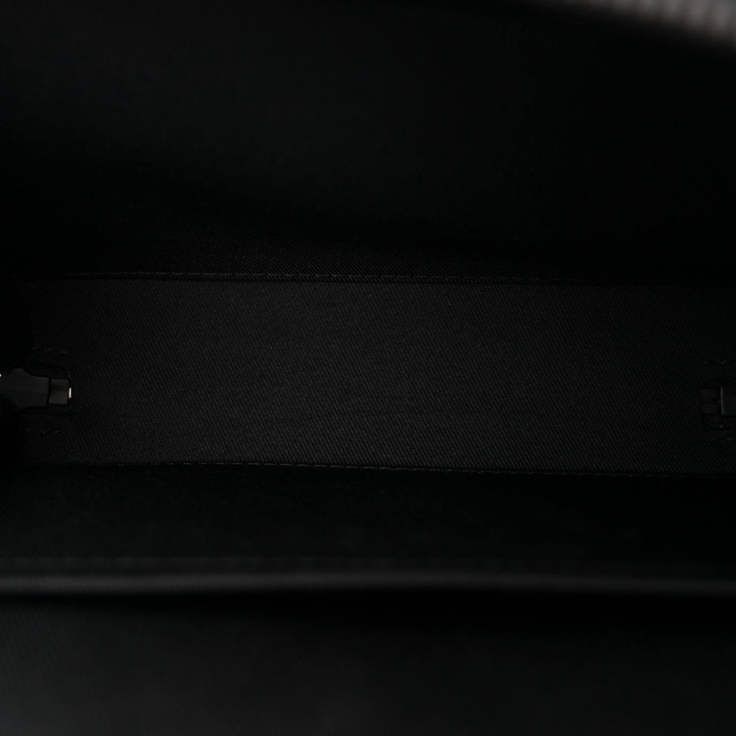 Taurillon Monogram Soft Trunk Black