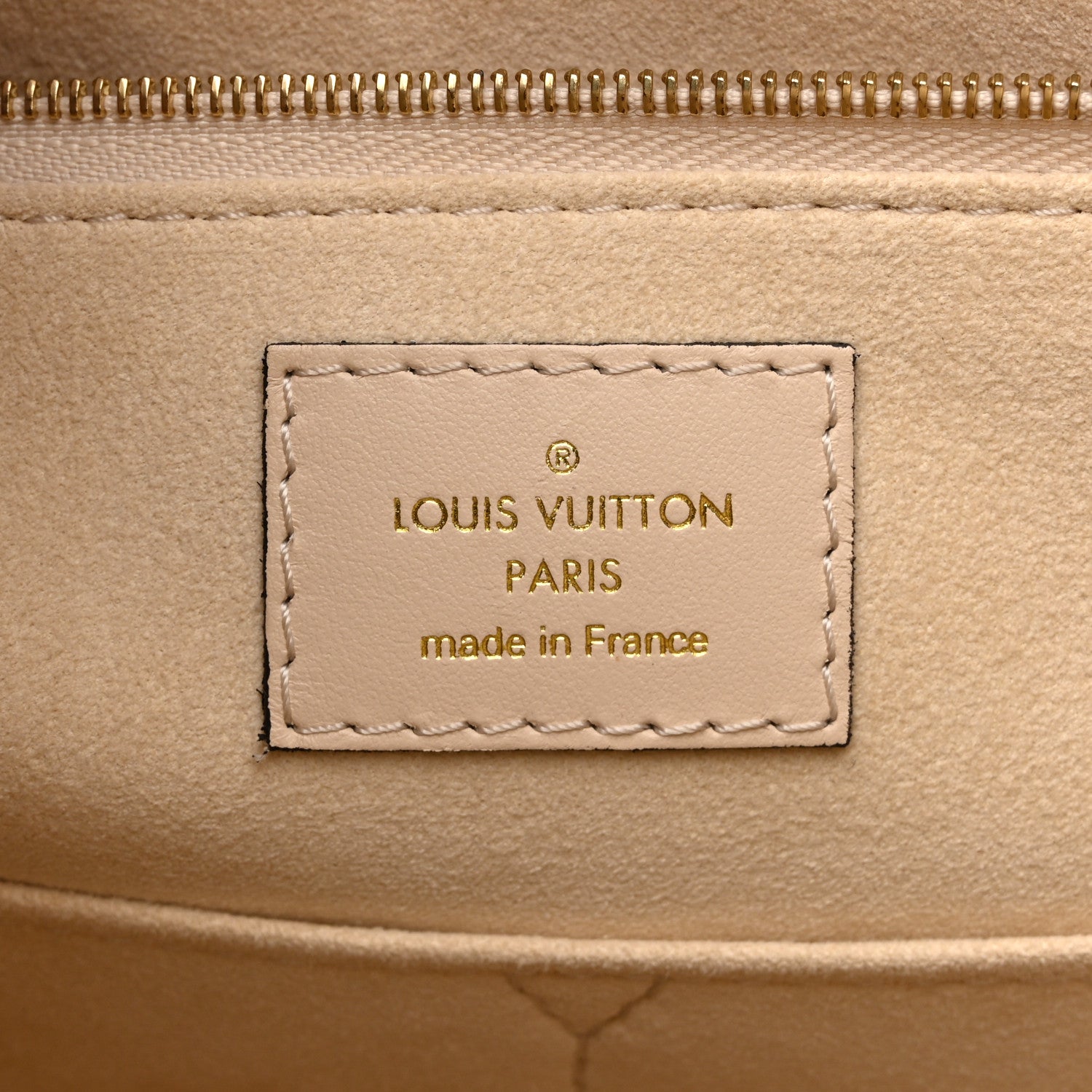 Louis Vuitton Empreinte Monogram Giant Onthego MM Creme 6 of 11