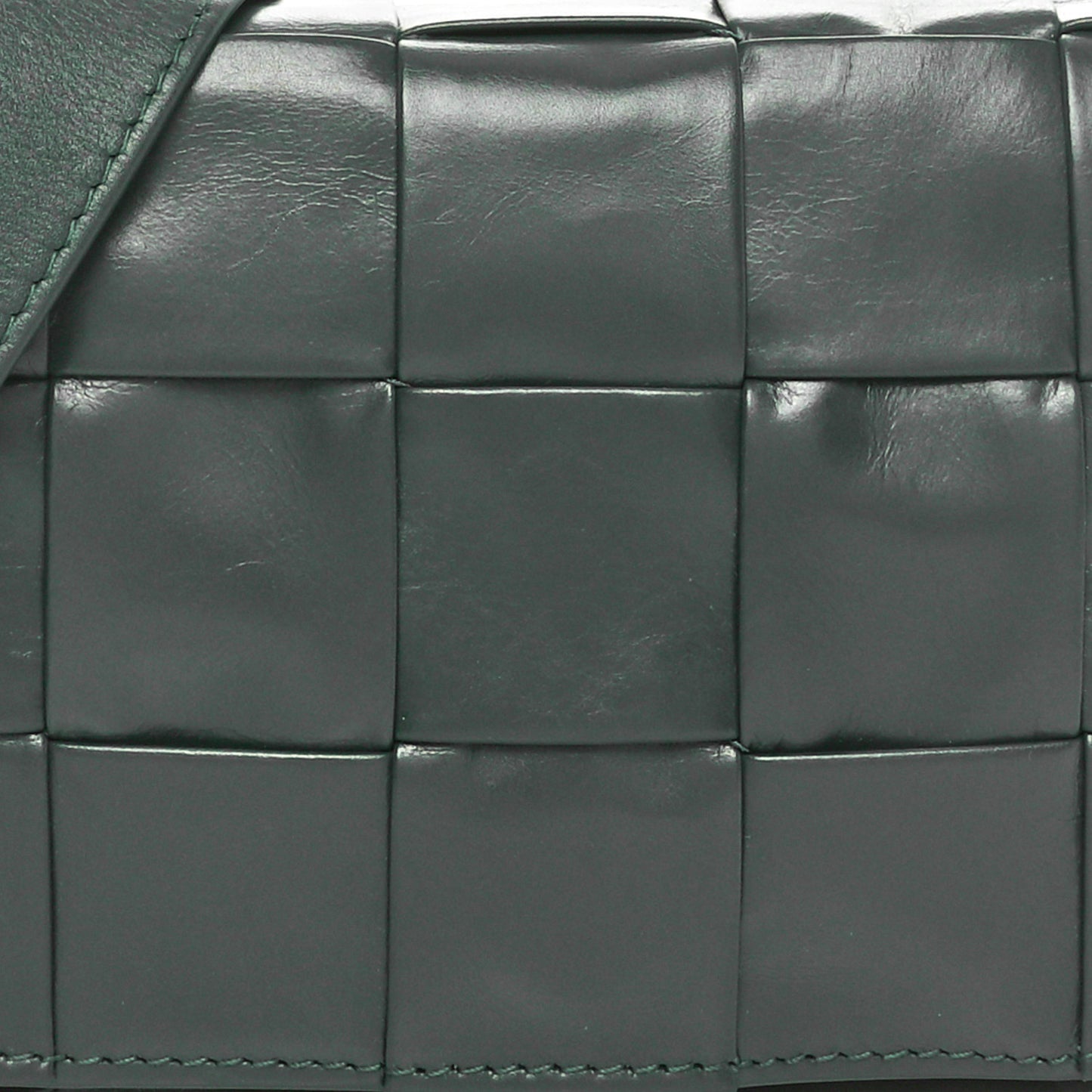 Paper Calfskin Maxi Intreccio Small Cassette Crossbody Bag Raintree