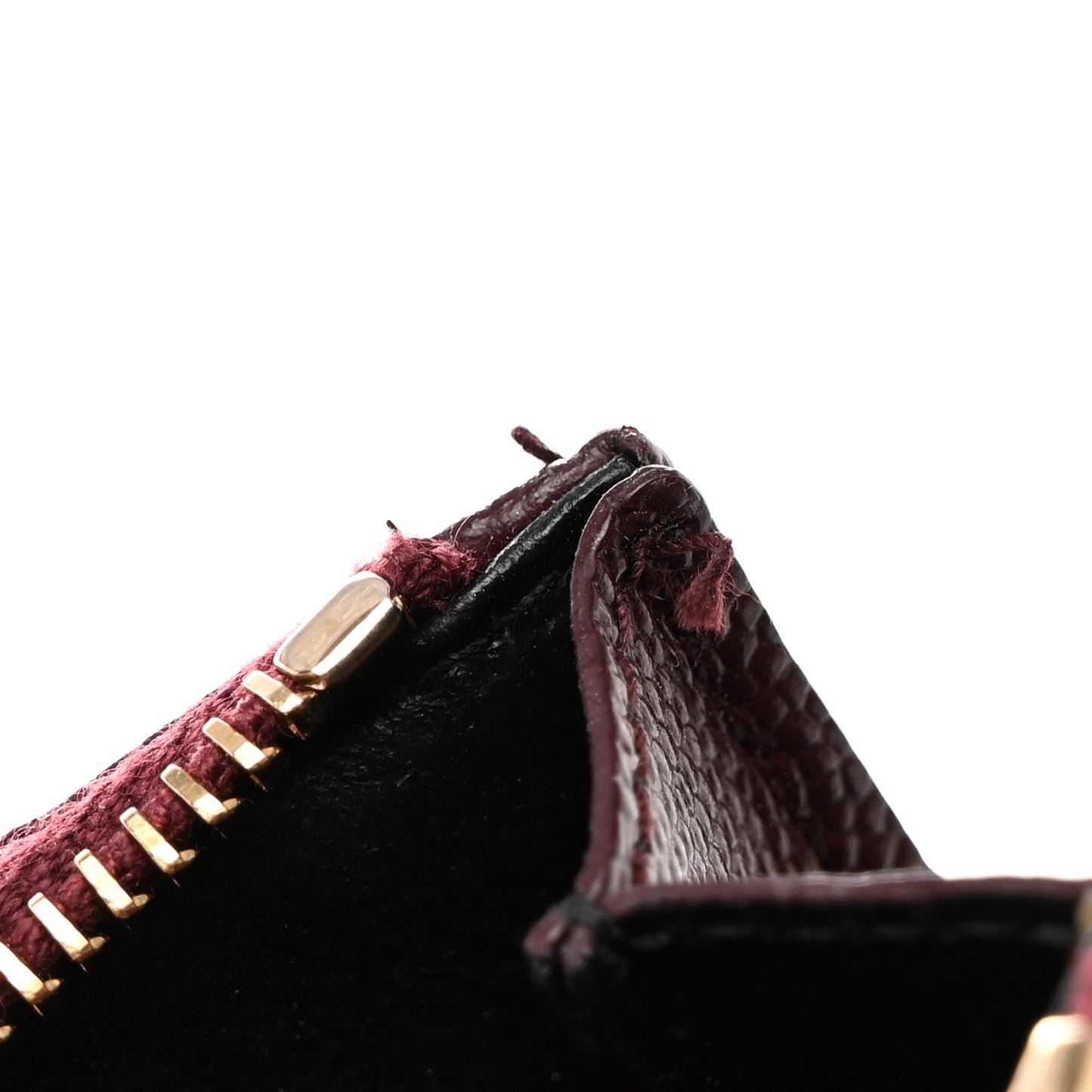 Grain De Poudre Matelasse Chevron Monogram Fragments Zippered Card Case Rouge Legion
