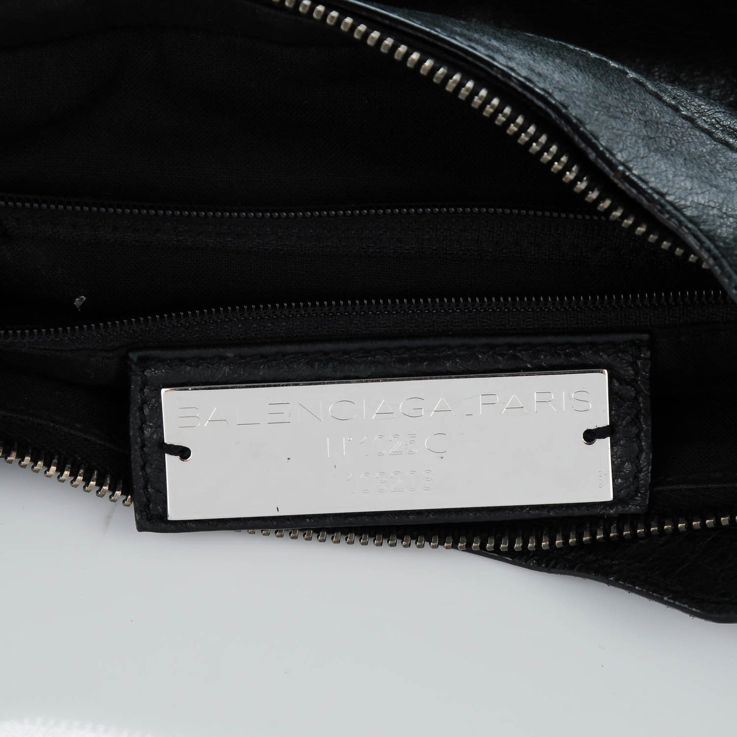 Chevre Classic Hardware First Black