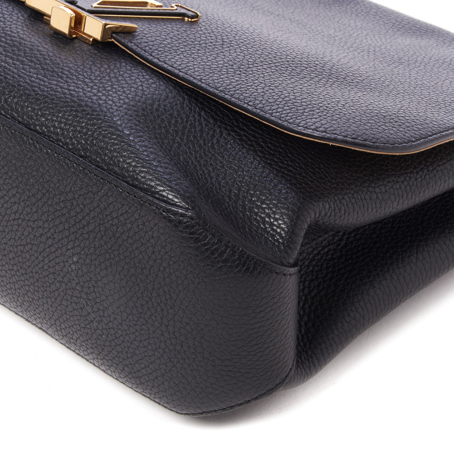 Louis Vuitton Taurillon Volta Black 5 of 8