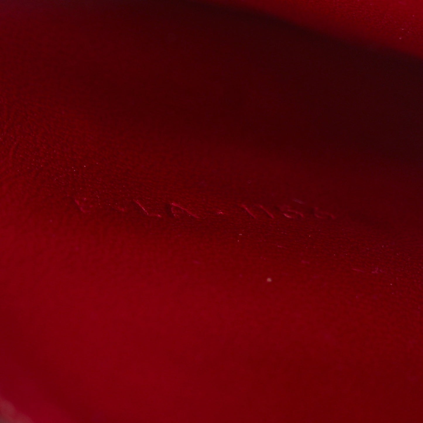 Box Calfskin Medium Classic Box Flap Bag Red