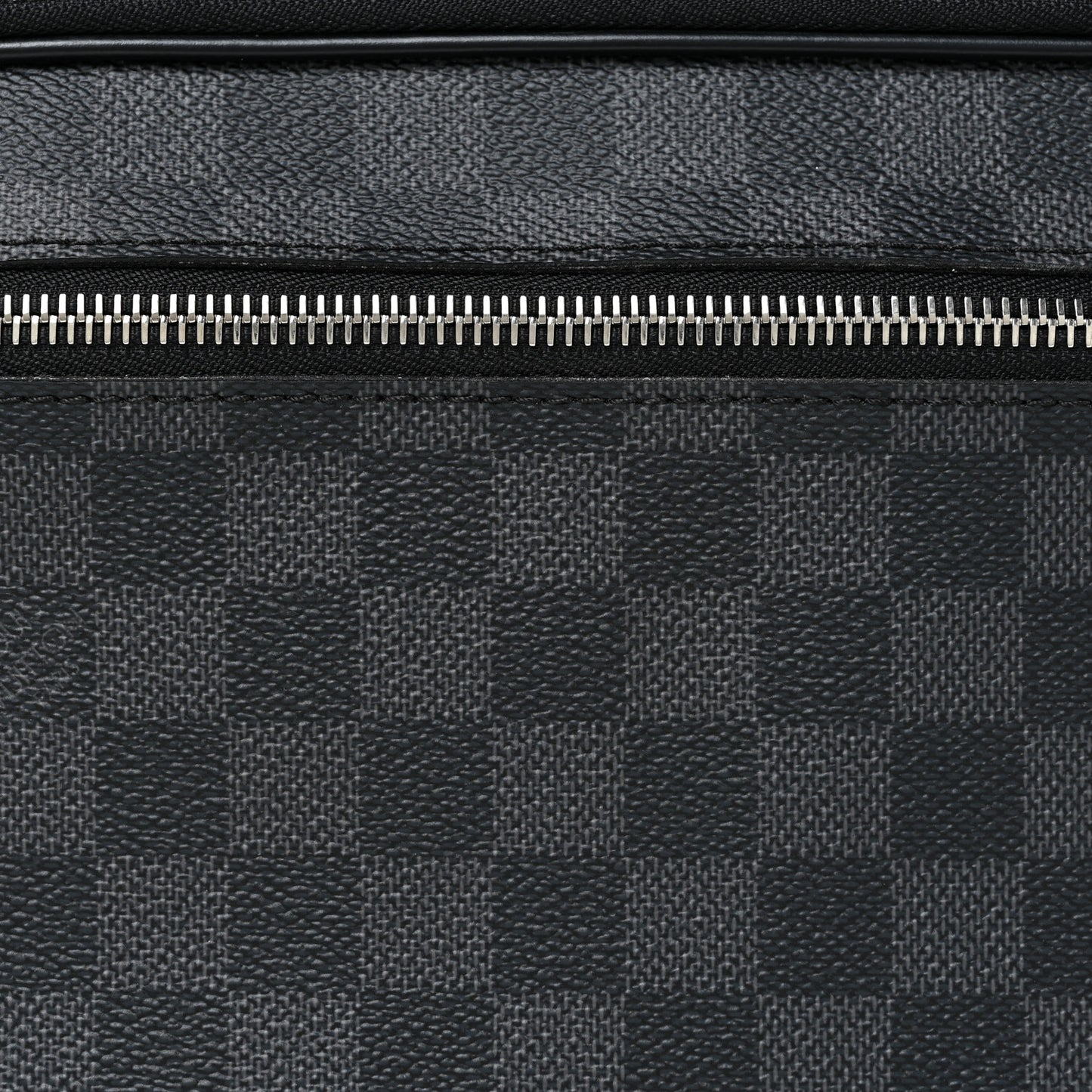 Damier Graphite Ambler