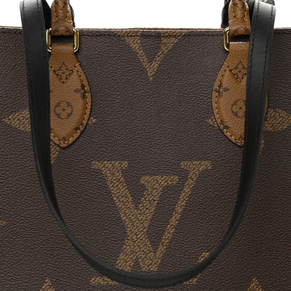 Louis Vuitton Reverse Monogram Giant Onthego MM 8 of 11