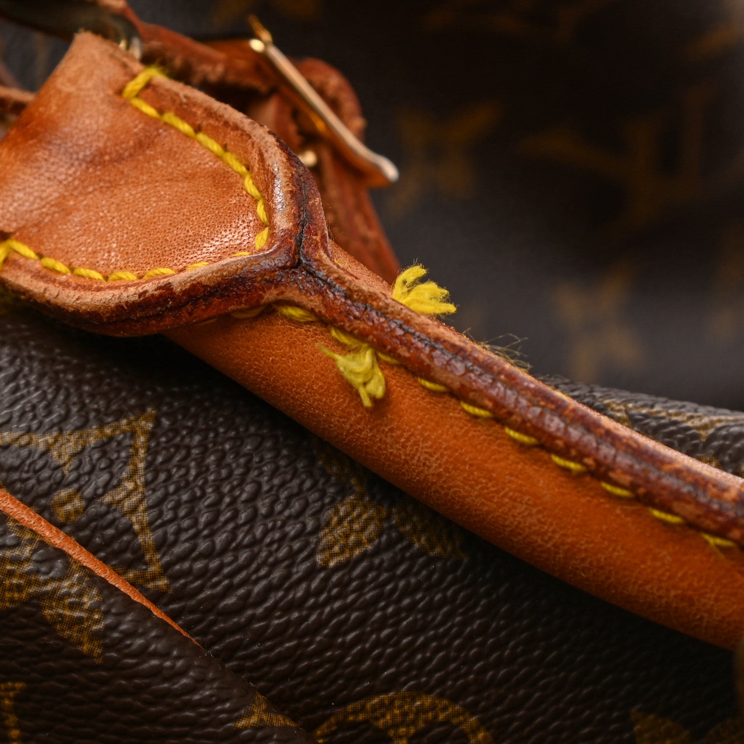 Louis Vuitton Monogram Keepall Bandouliere 55 8 of 23