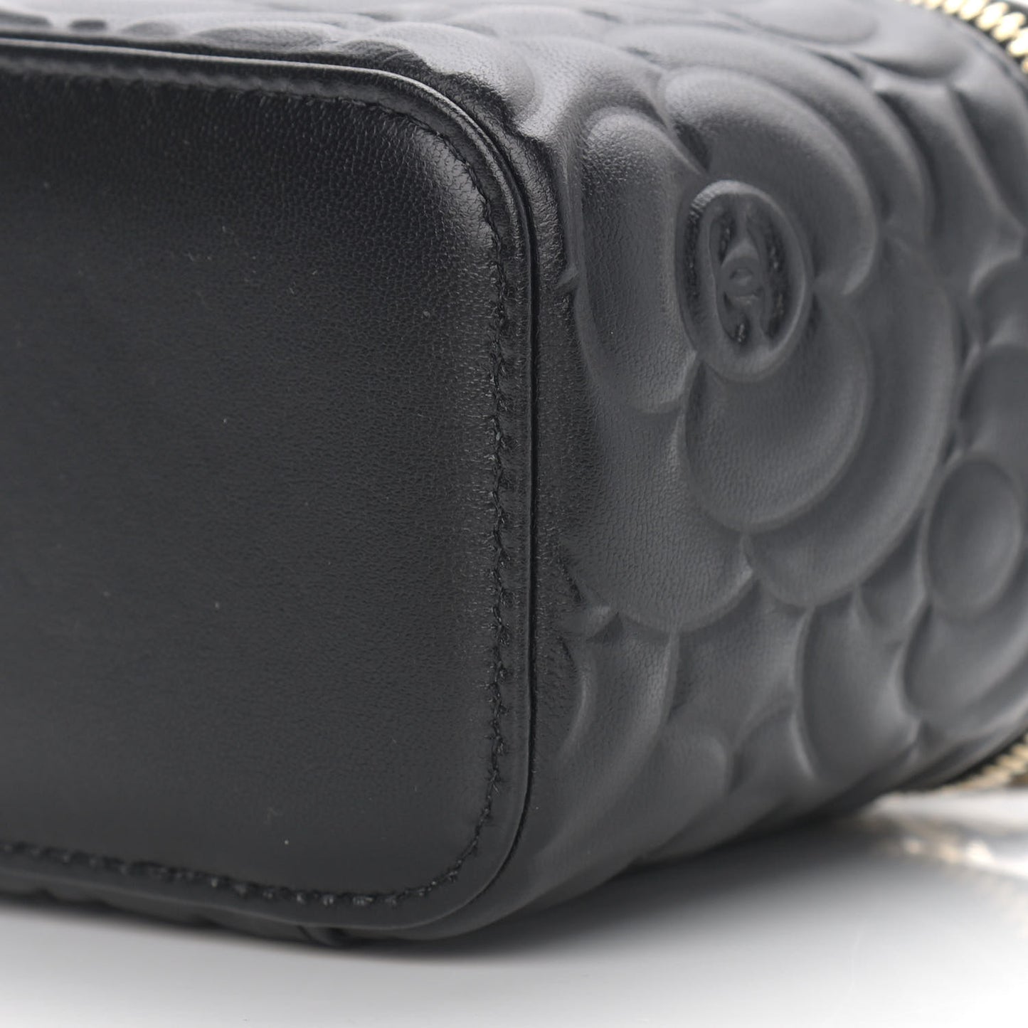 Lambskin Camellia Embossed Mini Vanity Case With Chain Black
