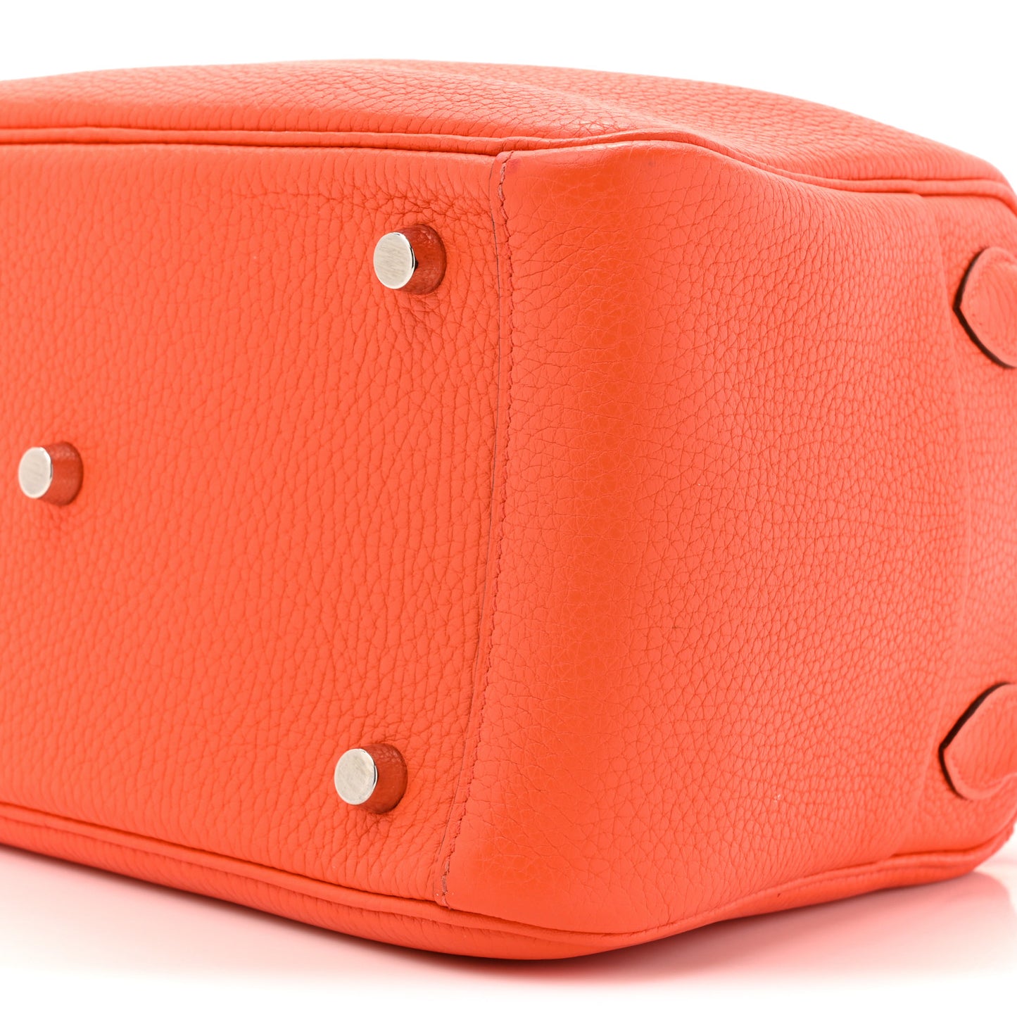 Taurillon Clemence Lindy 26 Orange Poppy