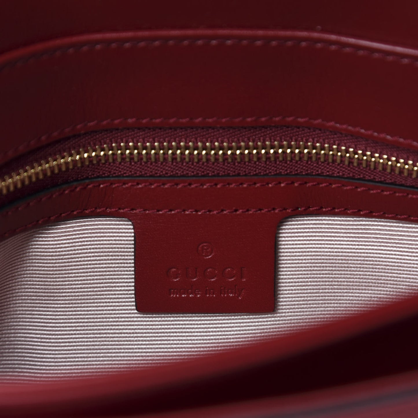 Vitello Palmellato Lux Bi-Color Small Arli Flap Shoulder Bag New Cherry Red Black