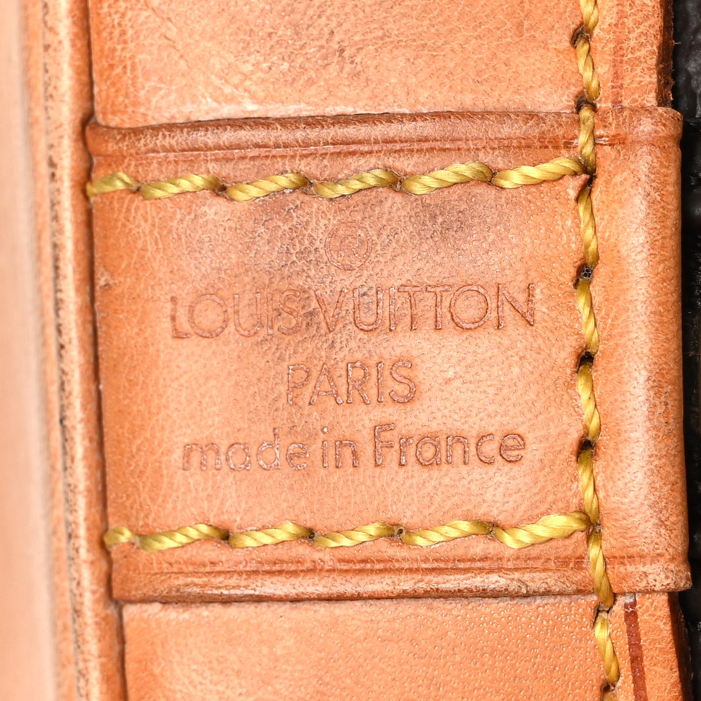 Monogram Alma MM