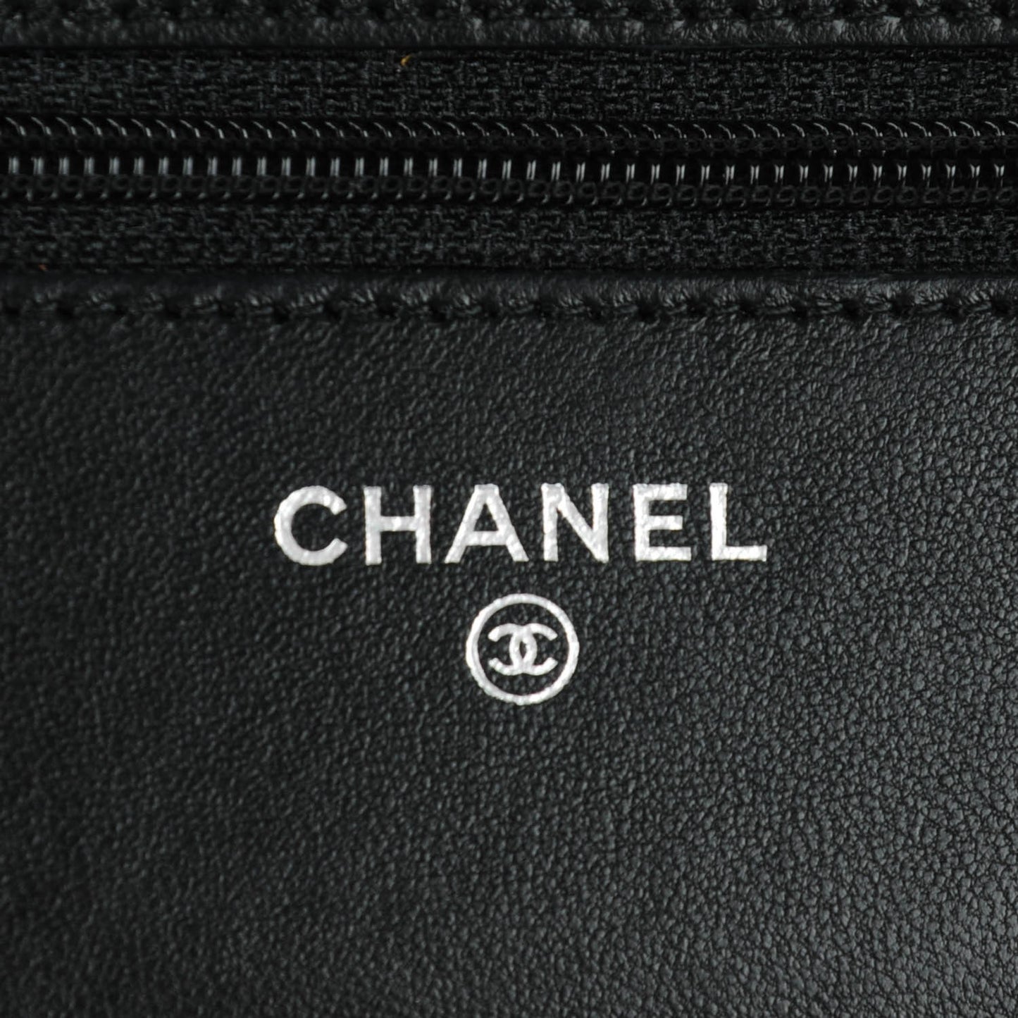 Lambskin Quilted Wallet On Chain WOC Black