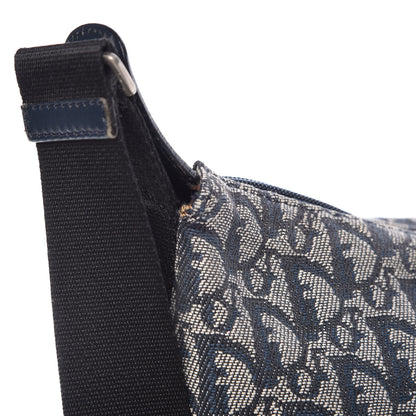 Christian Dior Monogram Messenger Navy 12 of 20