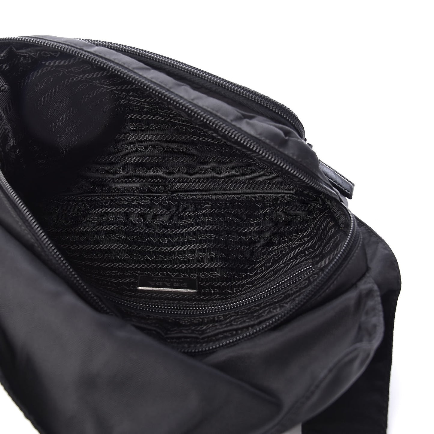 Nylon Vela Messenger Black