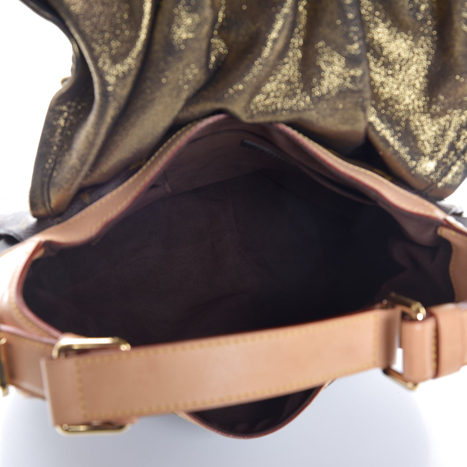 Louis Vuitton Monogram Kalahari GM 5 of 7
