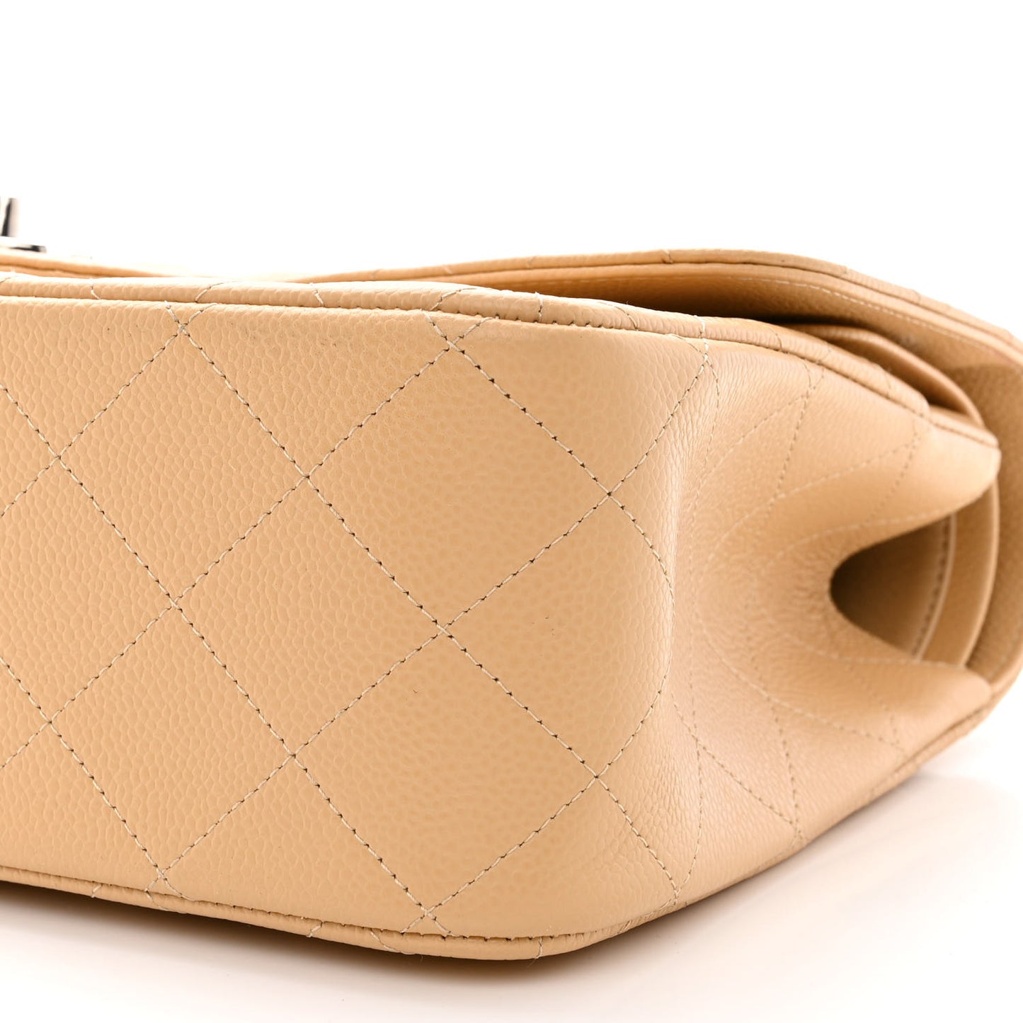 Caviar Quilted Jumbo Double Flap Beige Clair
