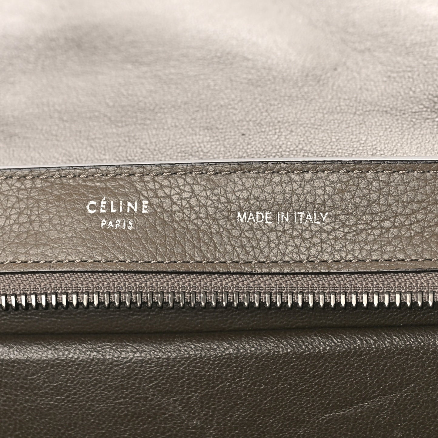 Drummed Calfskin Suede Small Trapeze Souris