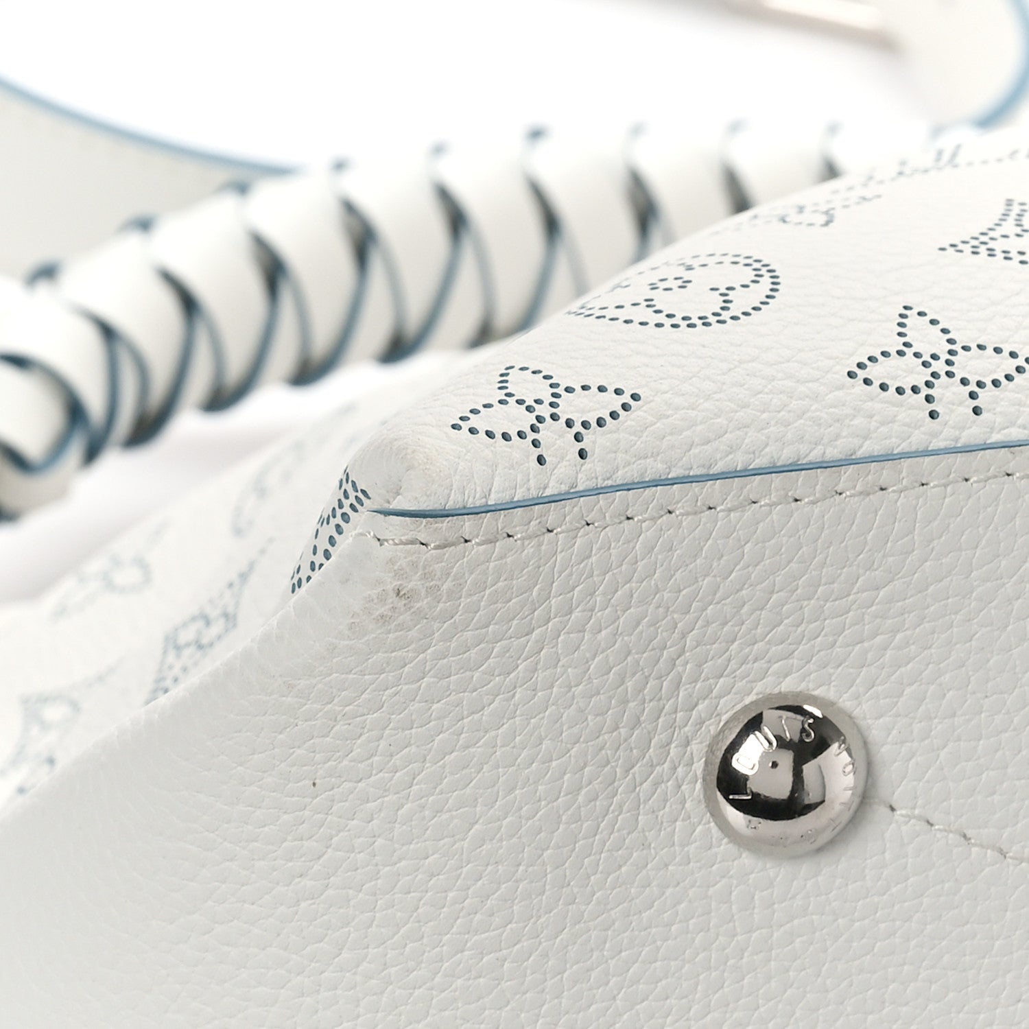 Louis Vuitton Mahina Beaubourg Hobo MM Snow Orage Blue 7 of 8