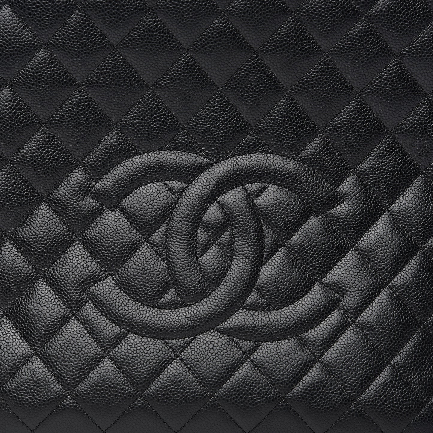 Caviar Quilted Petit Shopping Tote PST Black
