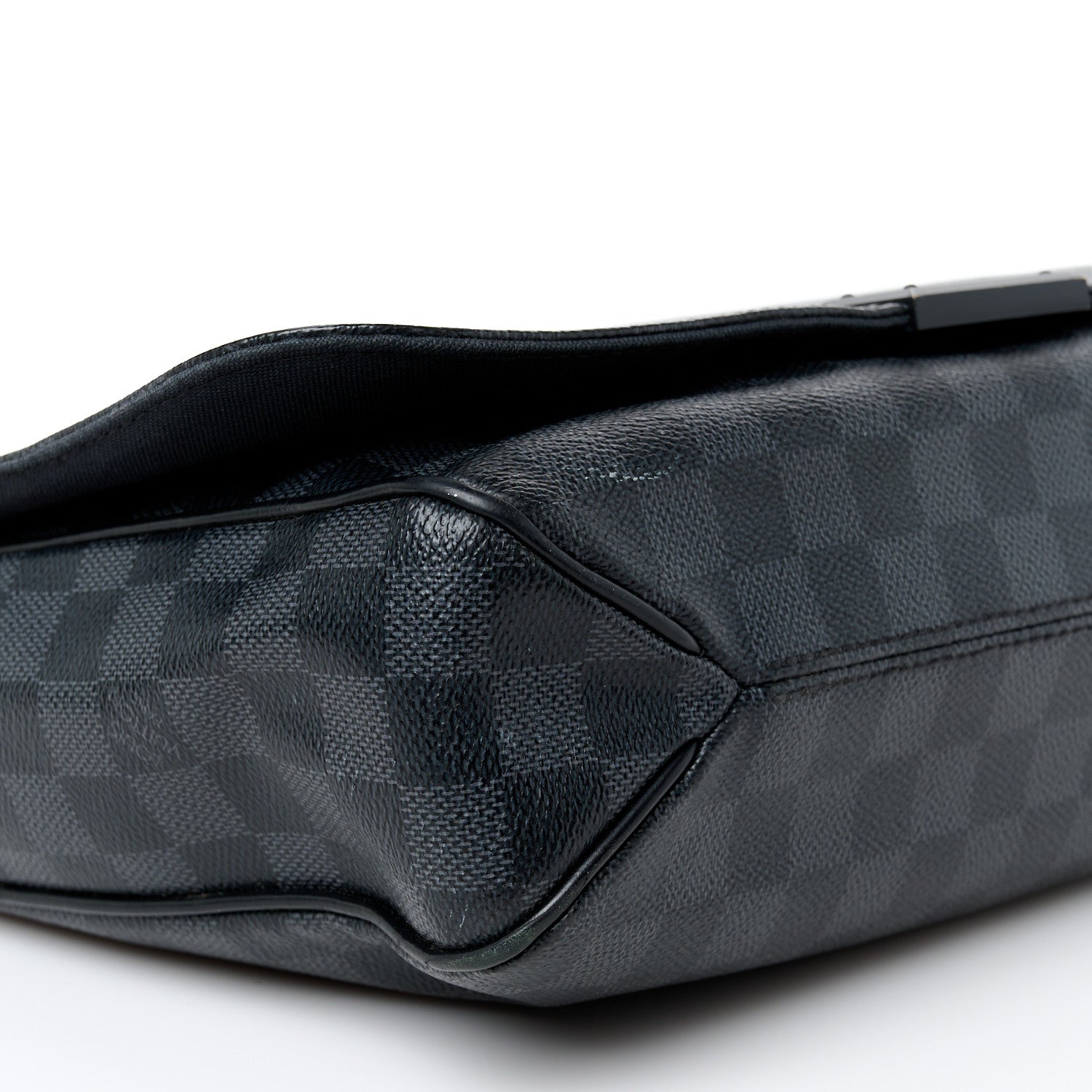 Louis Vuitton Damier Graphite District MM 9 of 11