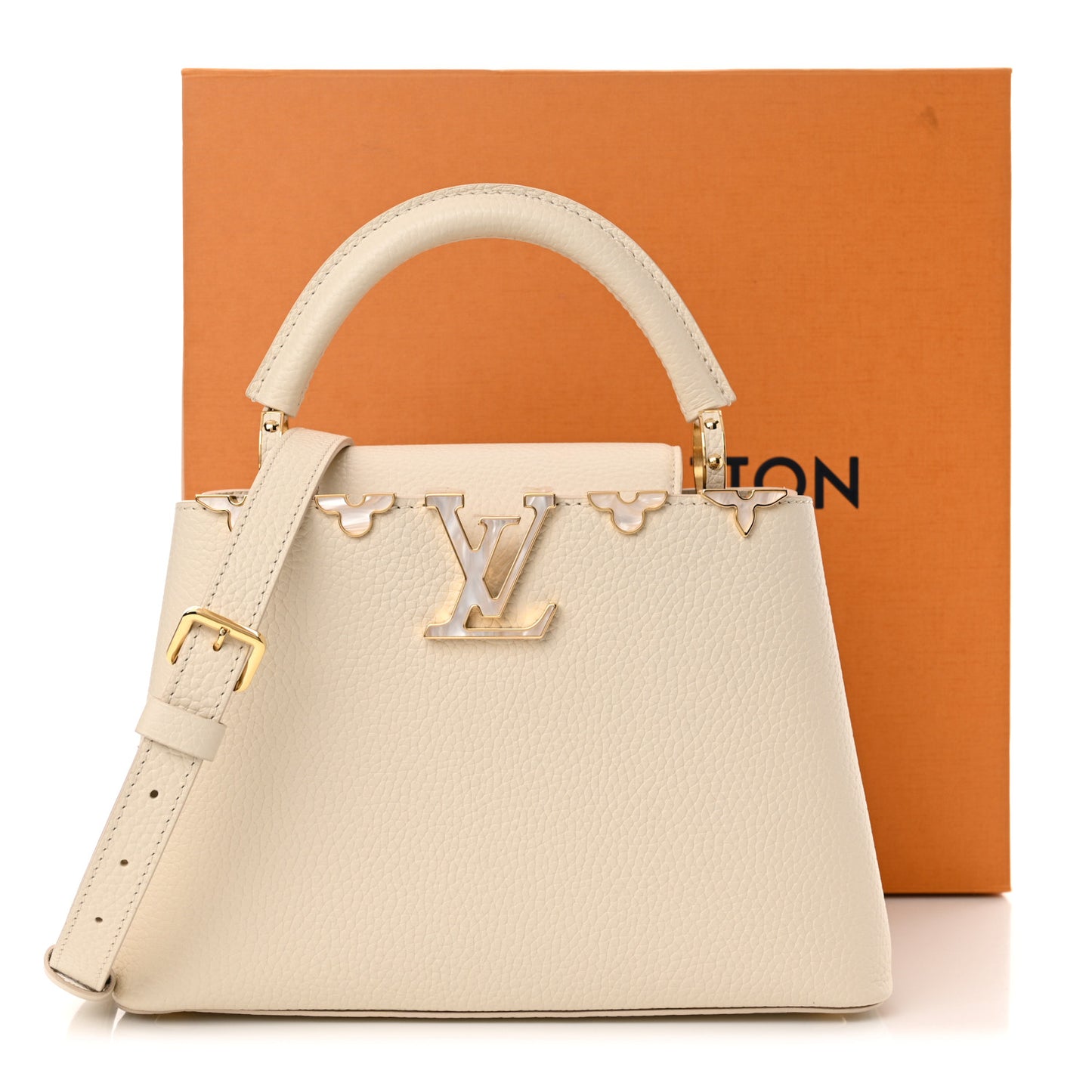 Taurillon Mother of Pearl Flowers Capucines BB Creme Nacre