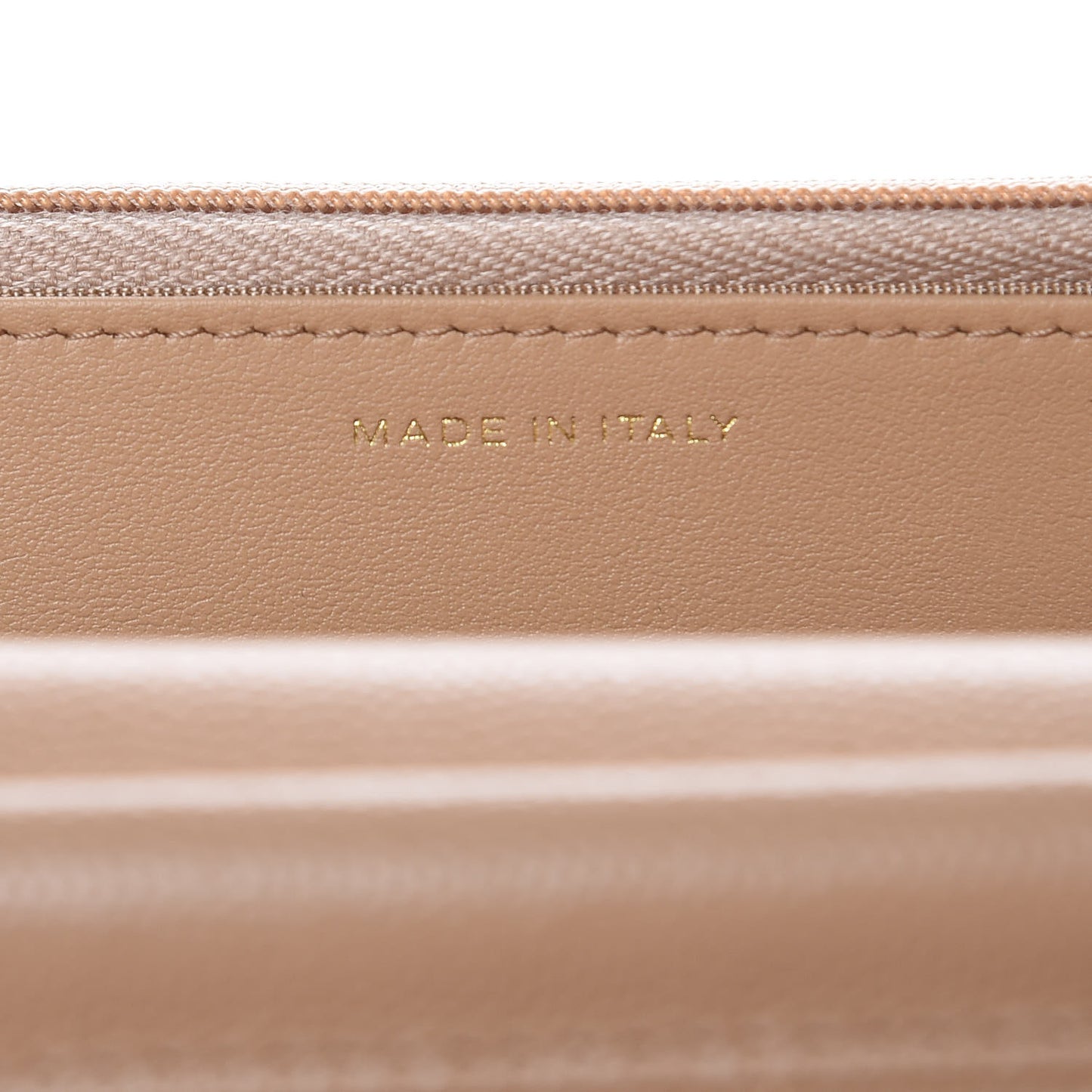 Caviar Quilted Wallet On Chain WOC Beige