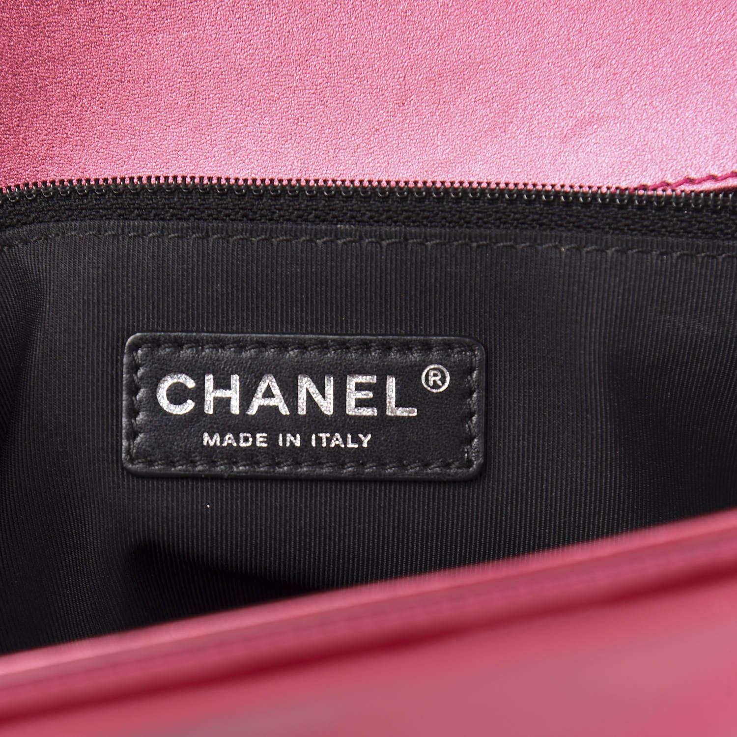 Chanel Metallic Patent Quilted New Medium Boy Flap Fuchsia 7 of 12
