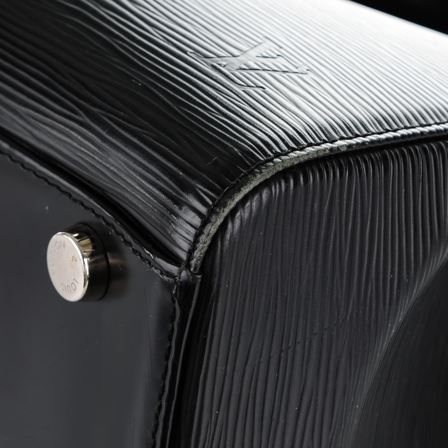 Louis Vuitton Epi Brea GM Black 7 of 9