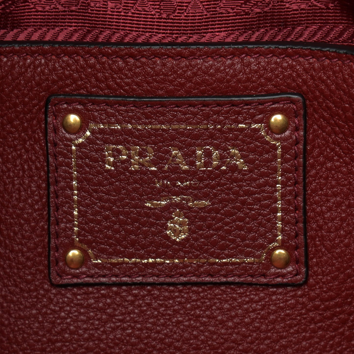 Vitello Phenix Tote Rubino