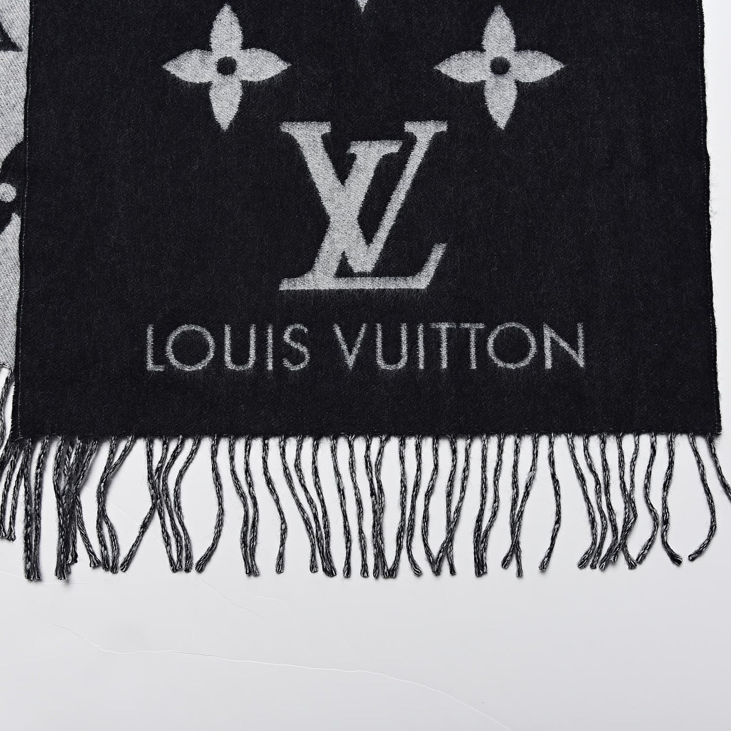 Cashmere Monogram Reykjavik Scarf Black