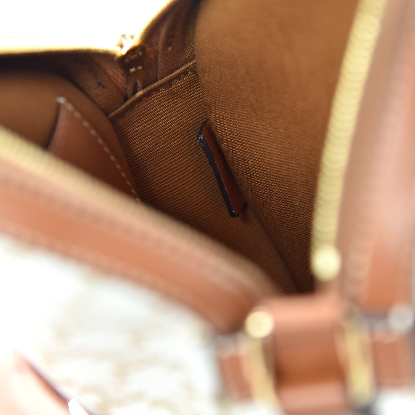 Lambskin Triomphe Canvas Round Purse On Strap White Tan